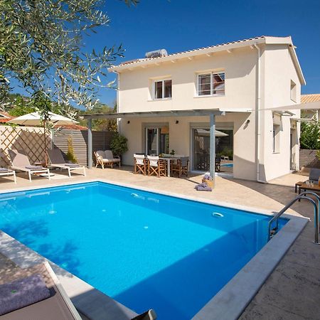 Grappolo Lefkada Villas - Vilana Ideal For Families And Small Groups Apolpaina Екстериор снимка