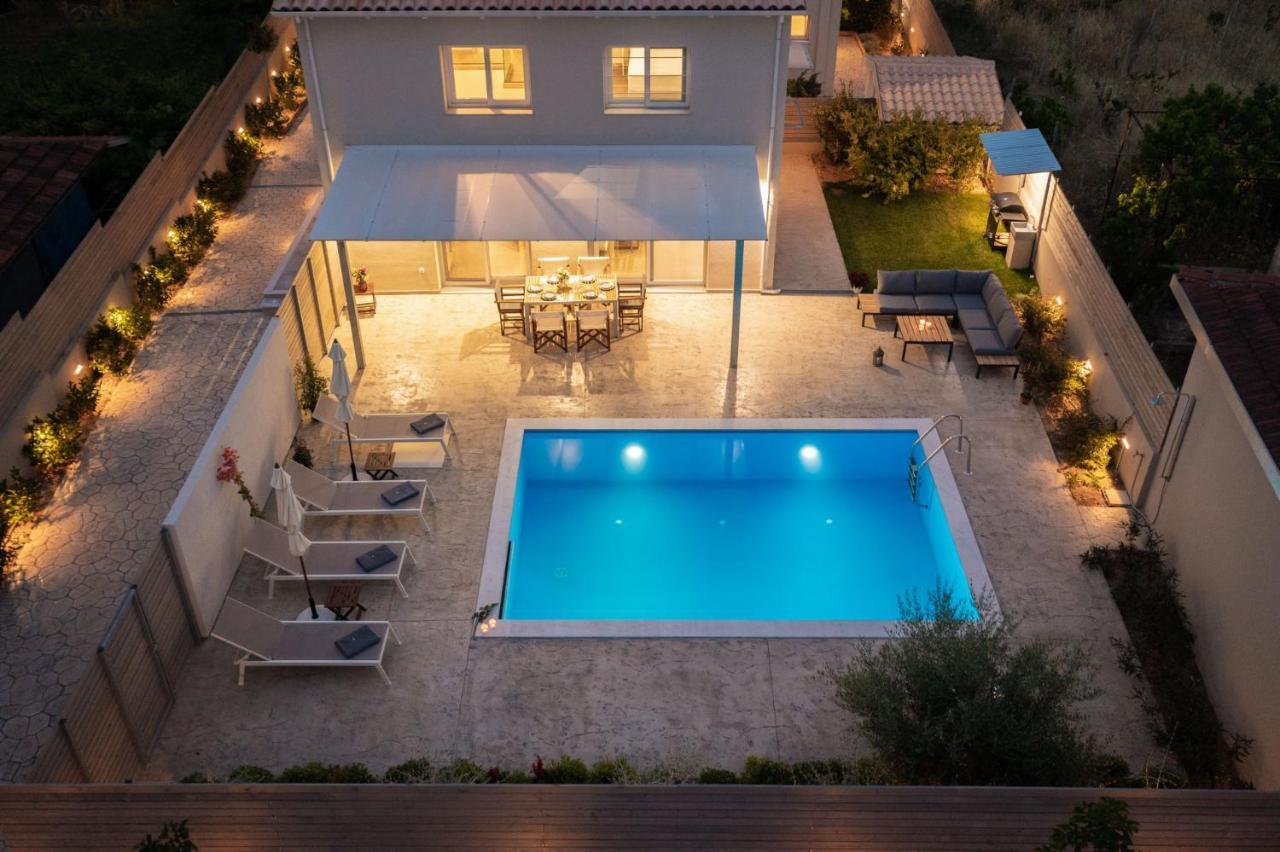 Grappolo Lefkada Villas - Vilana Ideal For Families And Small Groups Apolpaina Екстериор снимка