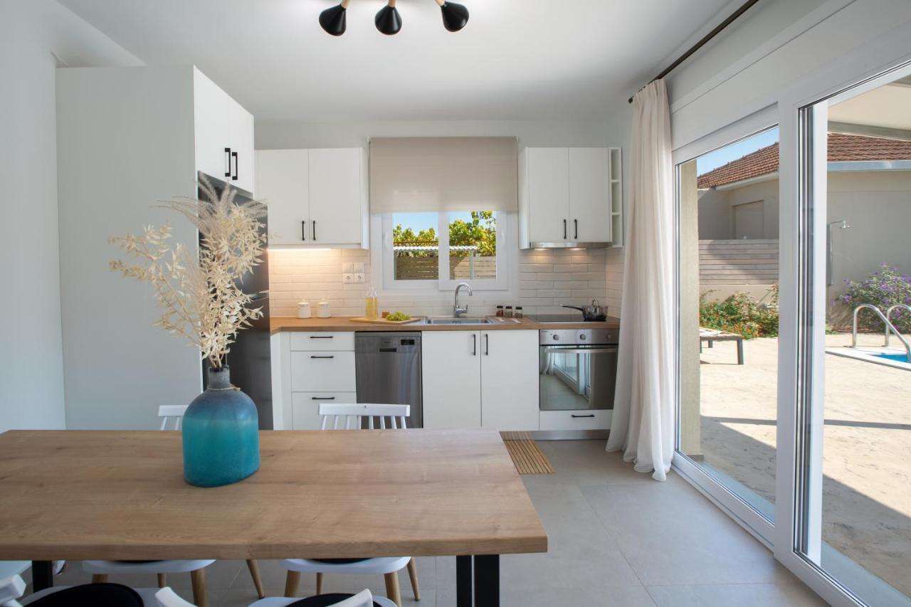 Grappolo Lefkada Villas - Vilana Ideal For Families And Small Groups Apolpaina Екстериор снимка